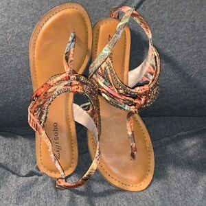 Ziti soho Women sandals size 7